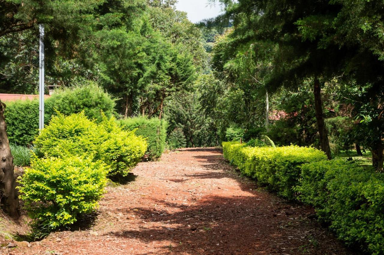 Hotel & Spa Escondite De La Montana Sabana Redonda ภายนอก รูปภาพ