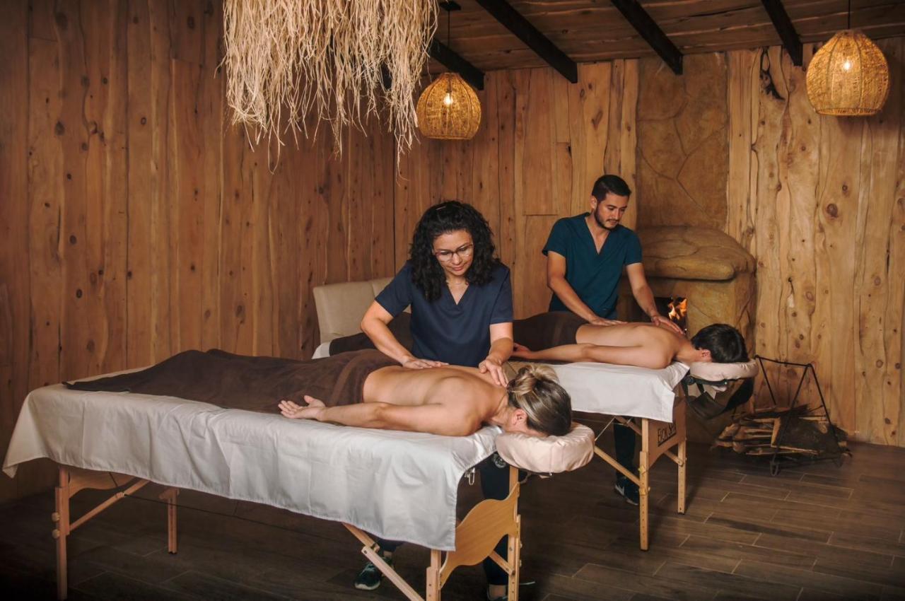 Hotel & Spa Escondite De La Montana Sabana Redonda ภายนอก รูปภาพ