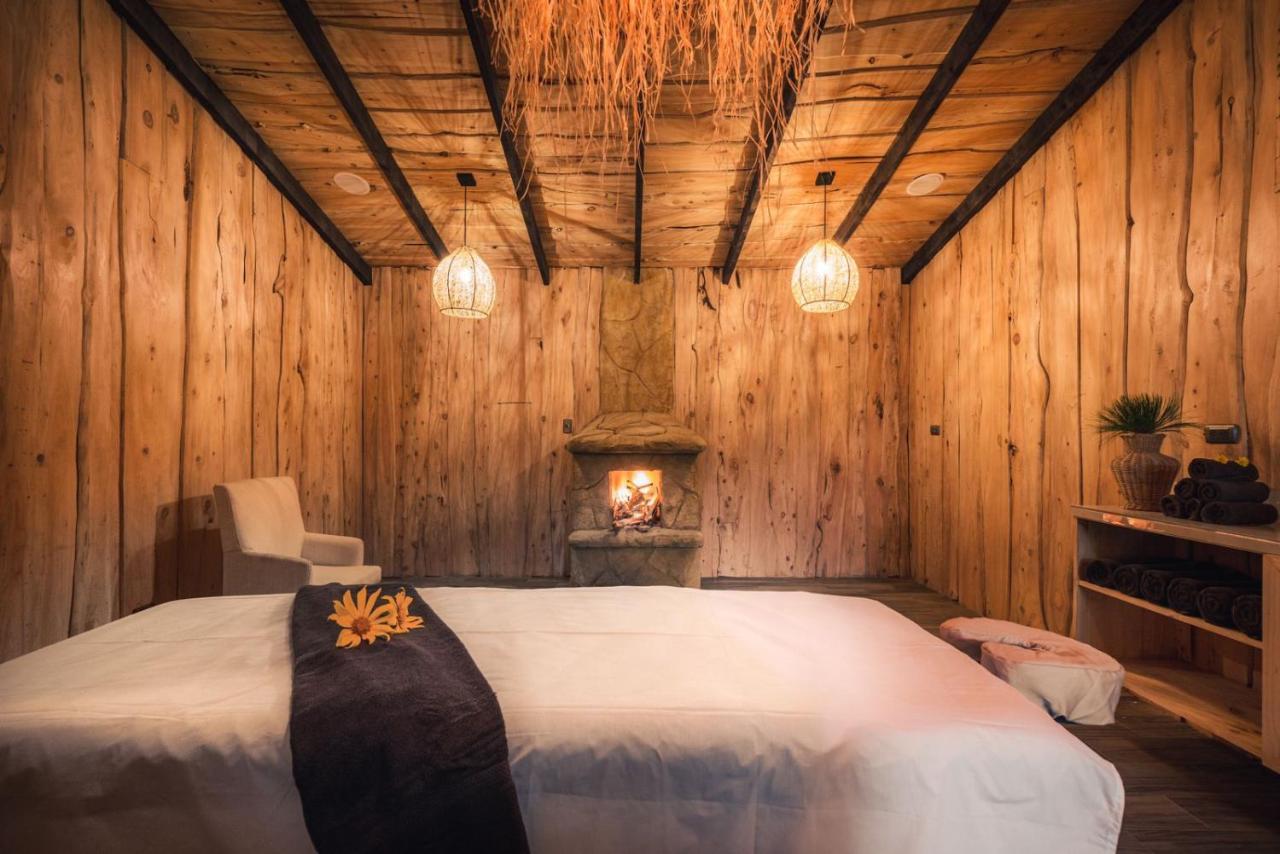Hotel & Spa Escondite De La Montana Sabana Redonda ภายนอก รูปภาพ