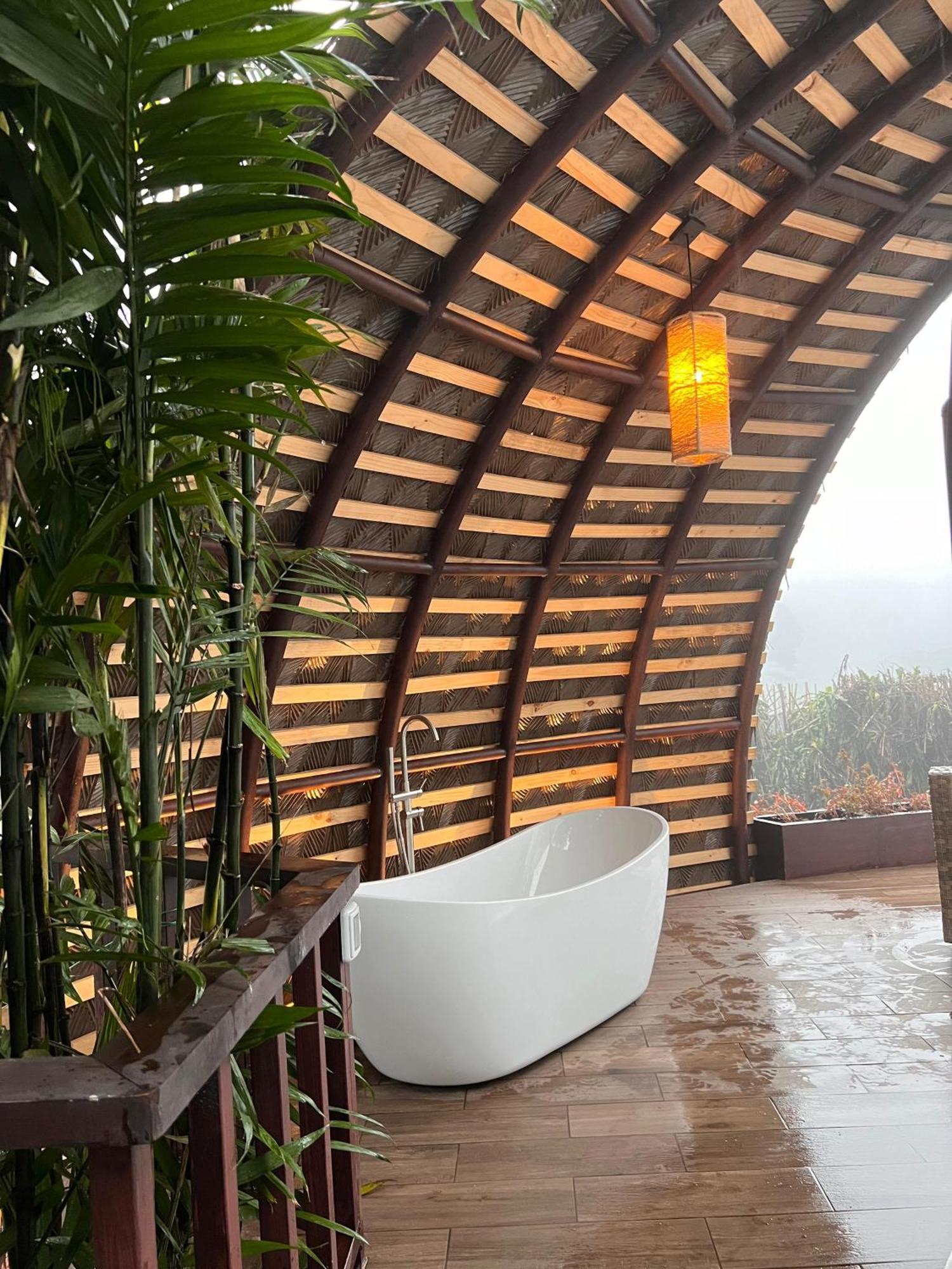 Hotel & Spa Escondite De La Montana Sabana Redonda ภายนอก รูปภาพ